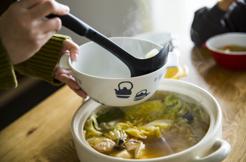 e-丼 レッド | 波佐見焼のOEM オンラインショップ｜アイユー（aiyu）