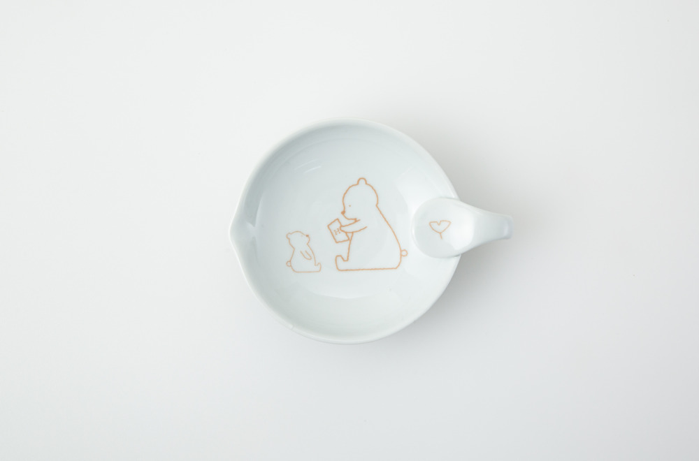 お玉立 H KUMA ブラウン | 波佐見焼のOEM オンラインショップ
