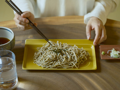 重宝皿ロング_アースマスタード_そば